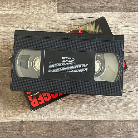 RAW DEAL - ARNOLD SCHWARZENEGGER [ VHS ] ANCHOR BAY - Picture 5 of 6